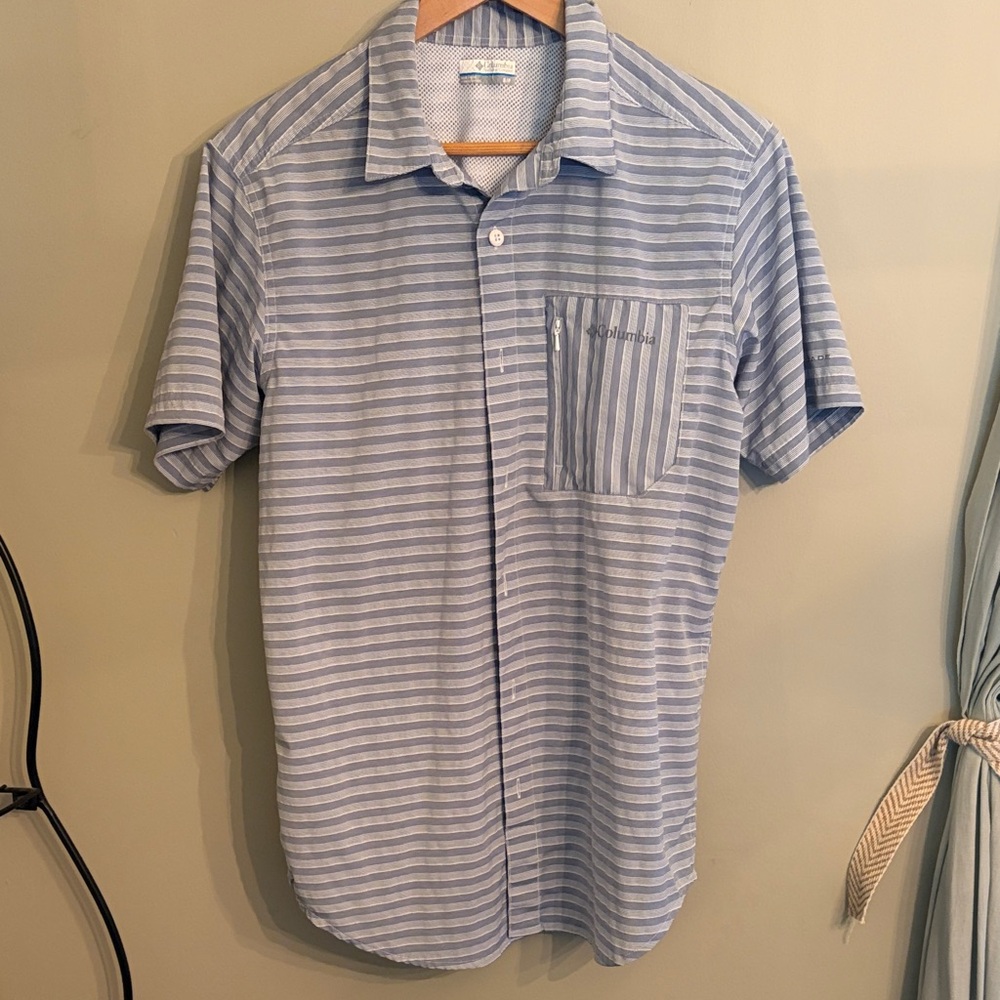 Columbia Light Blue Striped Casual Shirt